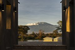 Angama-Amboseli-photographed-by-Brian-Siambi-—-Swimming-Pool-Entrance-Steps