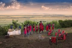 PHR_NBOBBMaasai-dance-sundowners-andBeyond-Bateleur-CampMaasai-dance-sundowners