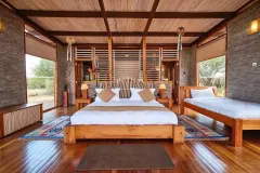 Elephant-Gorge-Camp-sute-1