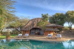 kifaru-house-lewa-swimming-pool6721D927-FF48-CB85-0341-4C6253CA63E2