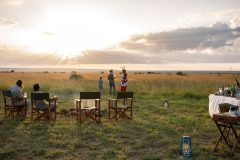 elewana-loisaba-lodo-springs-activities-sundowner-overlooking-the-sunset-2A1D49F77-3E88-68B3-D1CC-817560141C4F