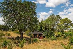 Elewana-Sand-River-Luxury-Tent-exterior