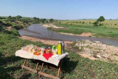 enkewa-camp-riverside-dining