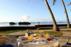 hemingways-watamu-dining-1