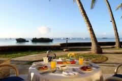 hemingways-watamu-dining-1
