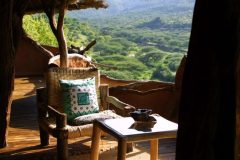 Il-Ngwesi-Lodge-Bedroom-view-1024x524