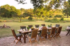 Kicheche-Mara-Camp-Breakfast-Table-1024x576