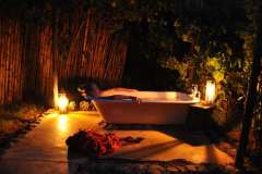 mbweha-camp-bathroom