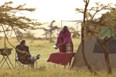 Flycamp-morning-tea-at-tent