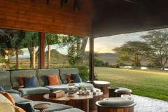 oljogi_guestexperiences_mainhouse_veranda_am_2024-4-scaled-1