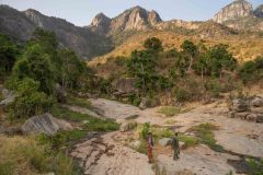 Bush-and-Beyond-Sarara-Camp-Activities-Breakfast-Hike-2