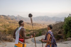 Bush-and-Beyond-Sarara-Camp-Activities-Breakfast-Hike-3