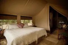 serian-s-nkorombo-bedroom