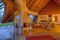 SOLIO-LODGE-honeymoon-suite