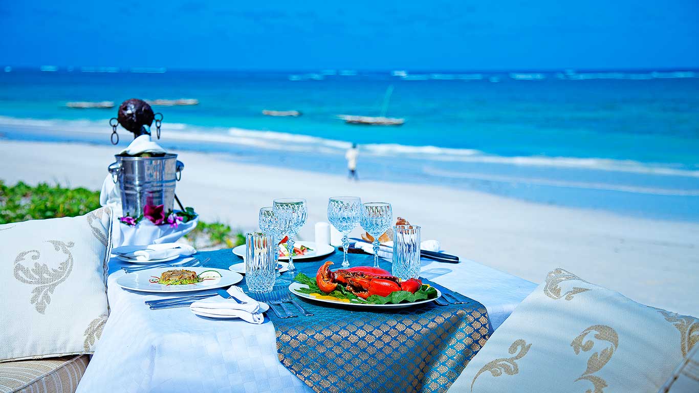 Safari and beach safaris in Kenya